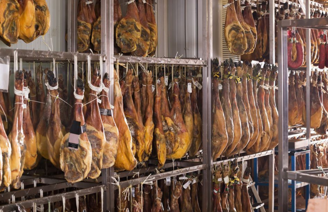 Elaboración de Curados y Salazones Cárnicos