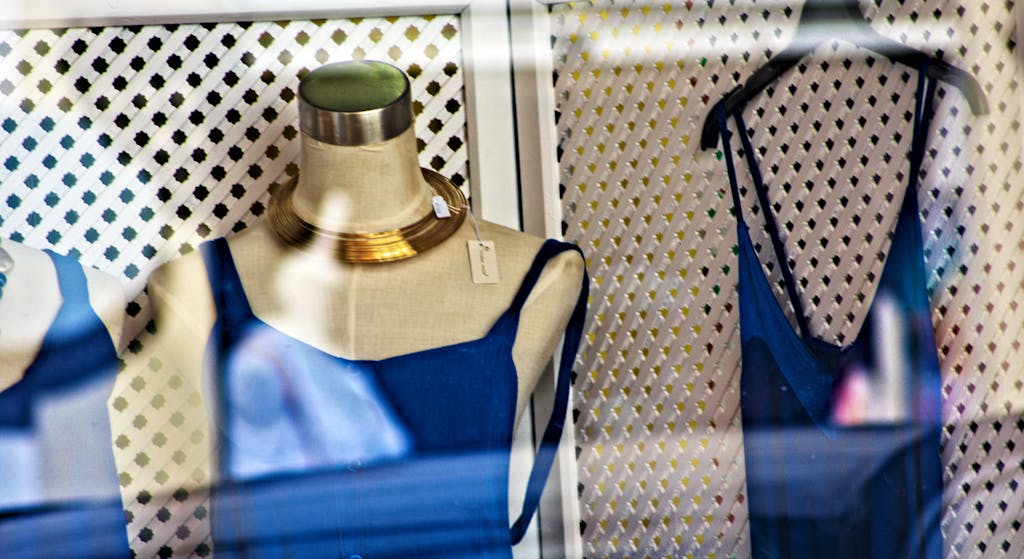 Escaparatismo en tiendas de ropa, calzado y complementos y técnicas de marketing