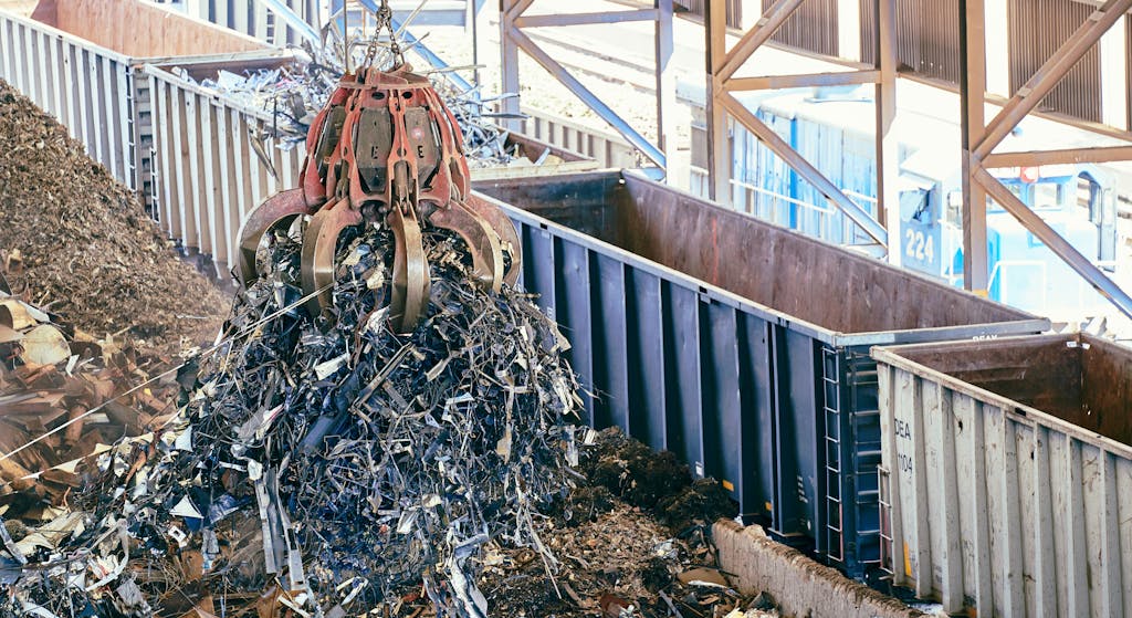 Reciclaje prevención personal administrativo del metal