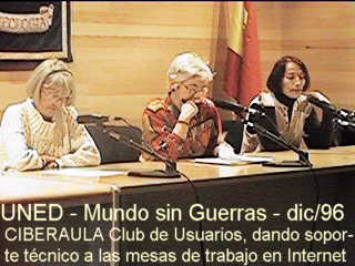 Equipo de Ciberaula en las jornadas Mundo sin Guerras, UNED Madrid, diciembre 1996